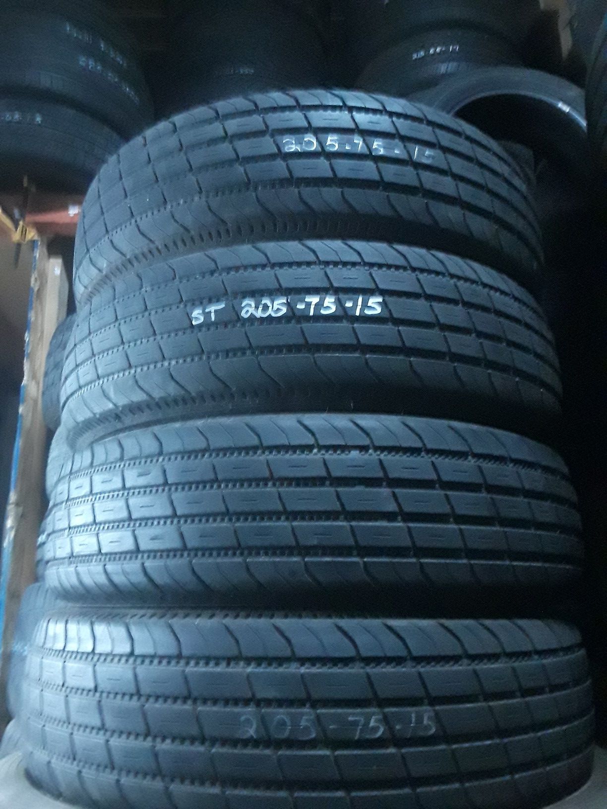 (4) × 205/75/15 trailer tires