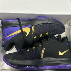 10.5 LeBron Witness 5 “Lakers”