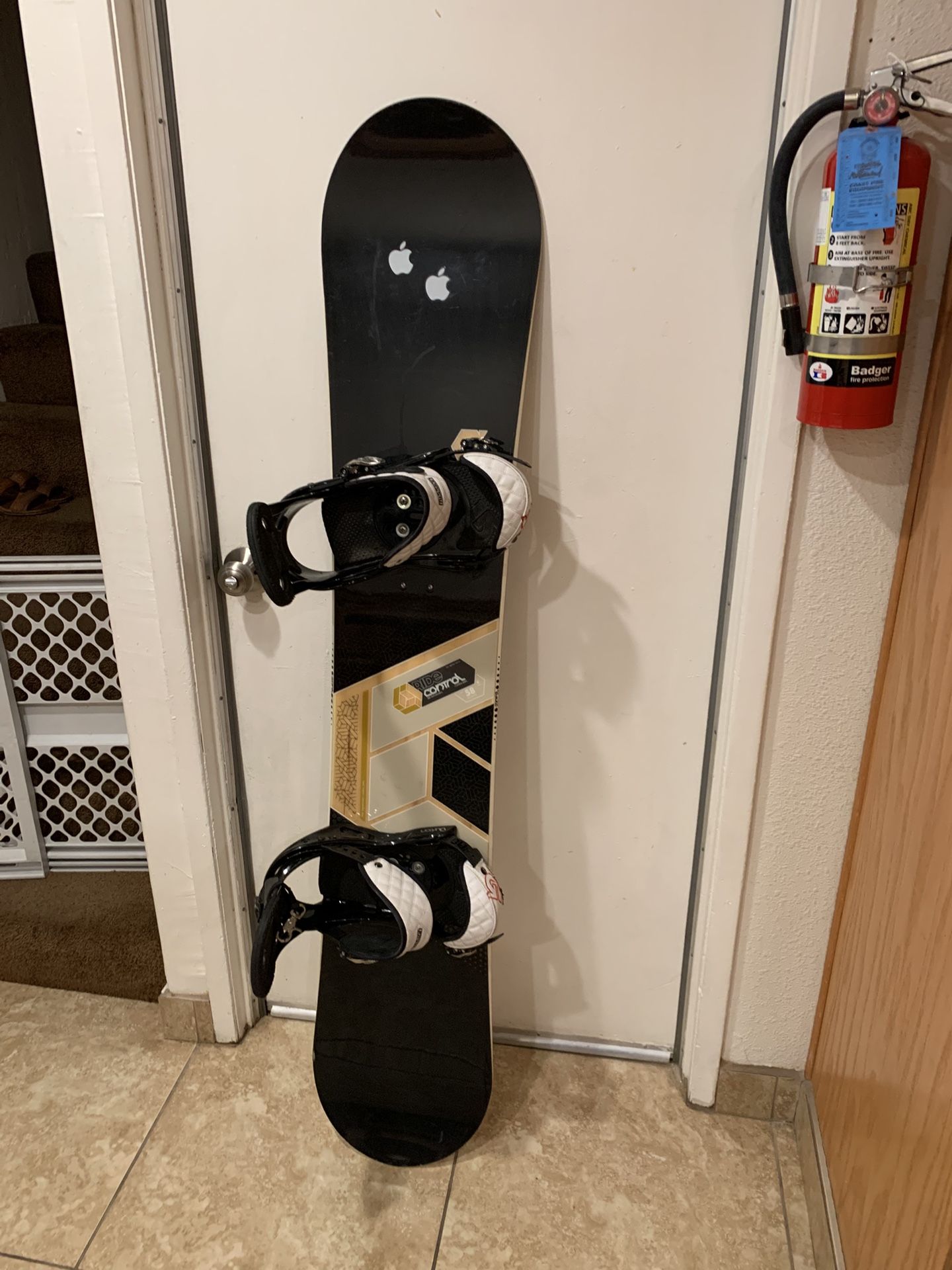 Ride Control Series 158 cm Snowboard with Burton Freestyle lrg size bindings
