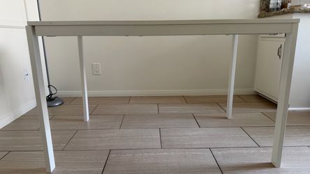 IKEA VIHALS Extendable Dining Table – White