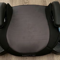 Graco 2.0 Backless Booster w/ Hideaway Cup Holders"