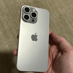 IPHONE 15 PRO MAX NATURAL TITANIUM 256GB UNLOCKED