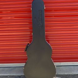 Ovation Hard Shell Accoustic Guitar Case for shallow bowl, cutaway body style $100