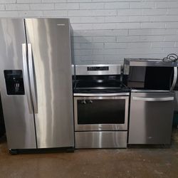 Whirpool Appliances Package 