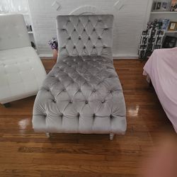 Beautiful Barley Used Gray Velvet Oversized Lounger