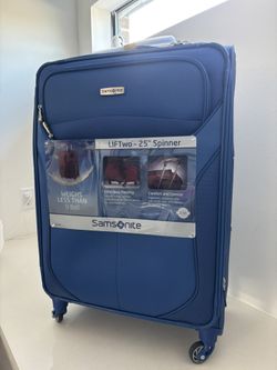 Samsonite Lift Two 25” Spinner Luggage