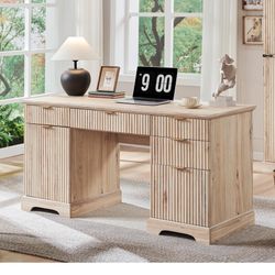 Wood Executive Desk With Charging Port