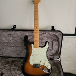 Fender 50th Anniversary USA Stratocaster with Fender Flight Hardcase 