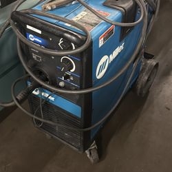 MILLER Millermatic 251 MIG Welder #8072