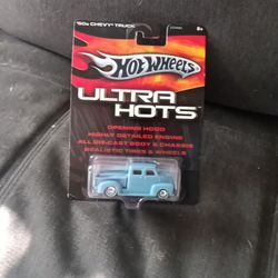 Hot Wheels Ultra Hots '50s Chevy Truck 