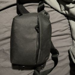 Peak Design Everyday Sling 3L V2