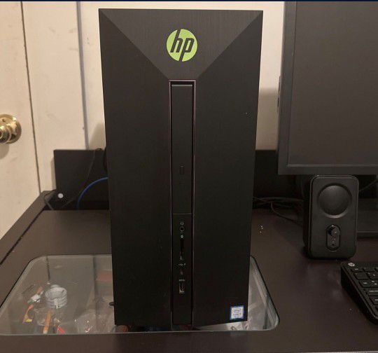 HP Pavilion Desktop PC 580-023w (Mouse And Keyboard Included)
