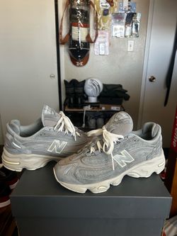 New balance kith quarry 1000 size 8