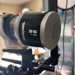 Blazar Mantis 1.33x Anamorphic Lens E Mount with EF Mount Adapter 