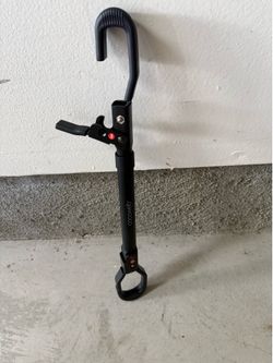 a Cocoweb Bilinear Alternative Bike Adapter.