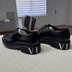 Men’s Valentino Black Leather Laced Size 44.5