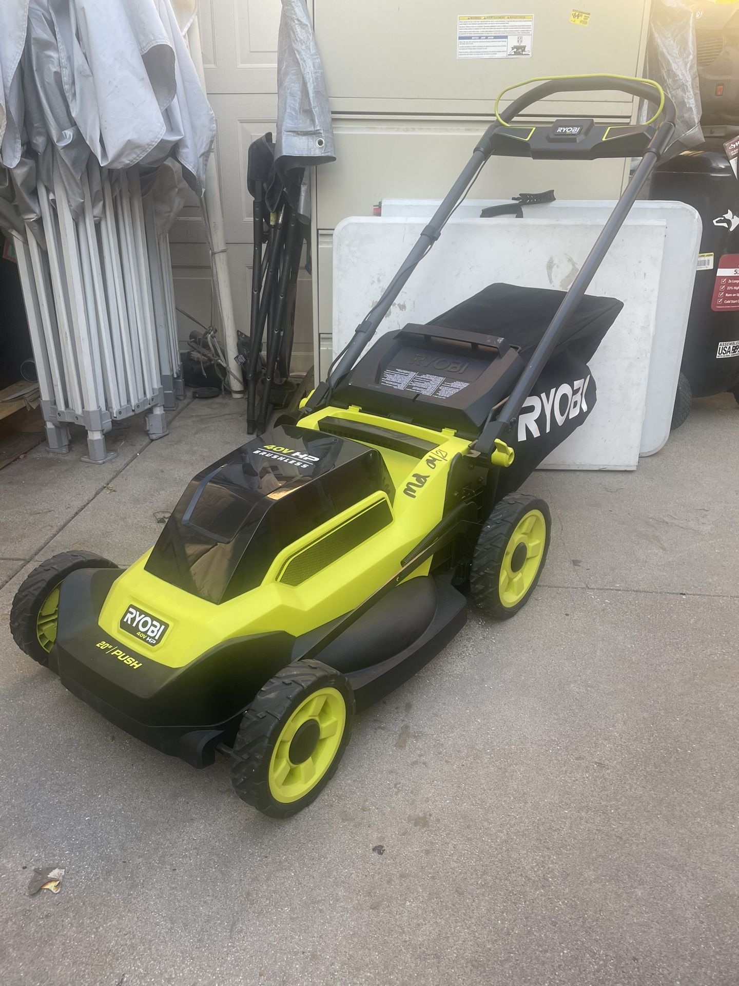40V HP Brushless 20 in. Cordless Battery Walk Behind Push Lawn Mower with 6.0 Ah Battery and Charger