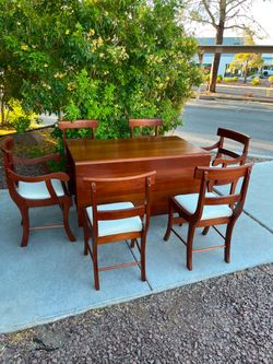 Vintage cherry wood drop leaf dining set ( can deliver for $10 )