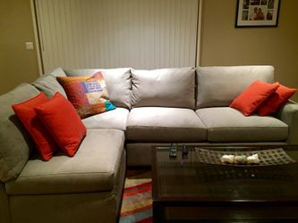 Gray Sectional Sofa with Ottoman