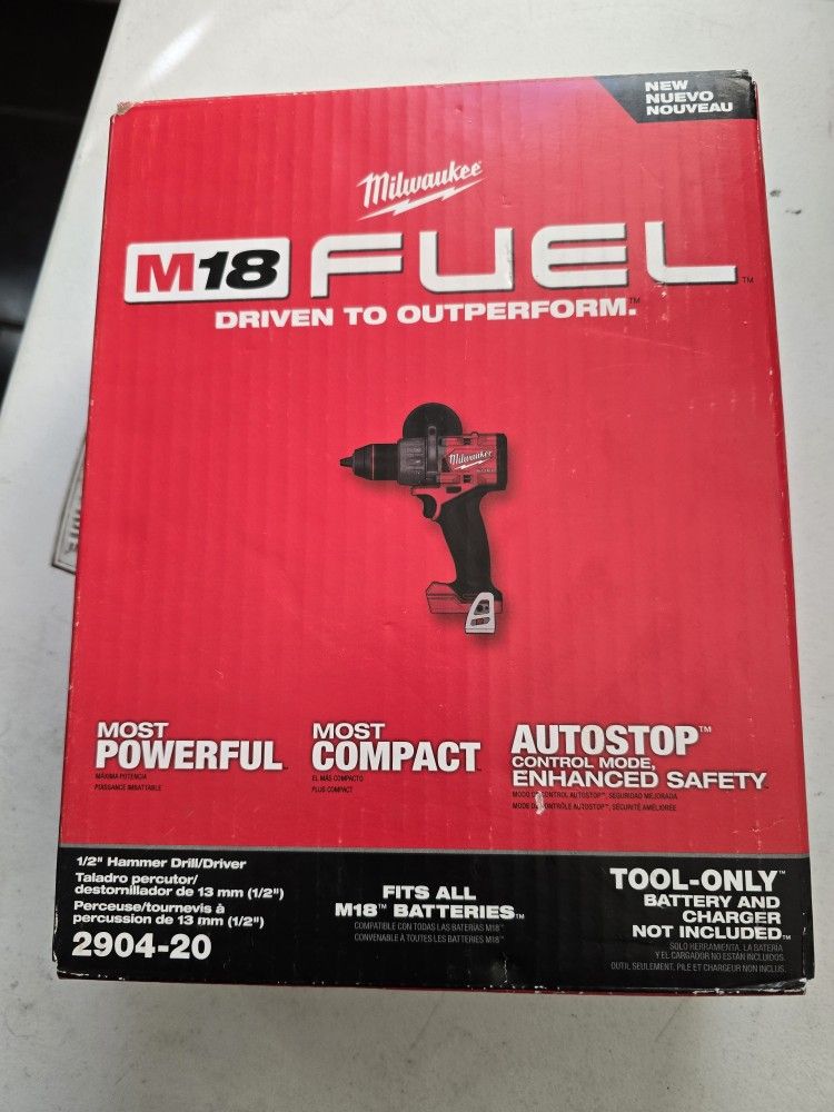 NEW MILWAUKEE 1/2 Hammer Drill