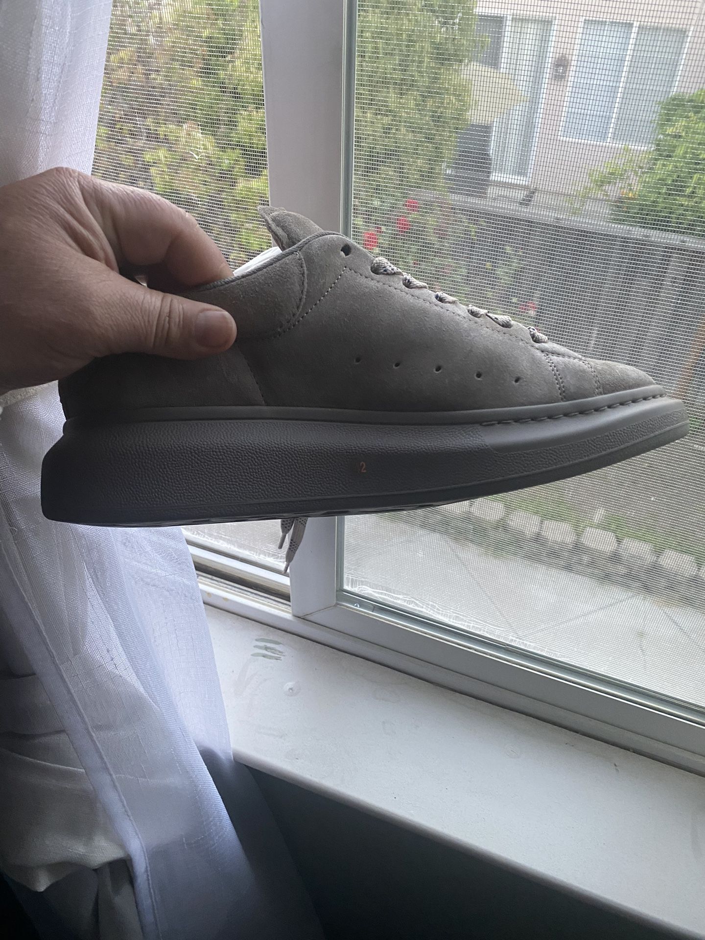 Alexander McQueen New Size 42 Originales