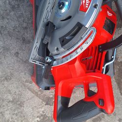 Milwaukee M18 FUEL 7-1/4” Circular Saw – Brushless, Cordless, Like New 