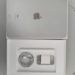 iPad Air 4th Gen 64GB Silver + Apple Pencil 2nd Gen + Fast Charger Cable & Cube