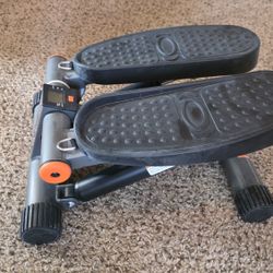 Everyday Essentials Mini Stepper