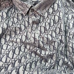 Dior BUTTON UP