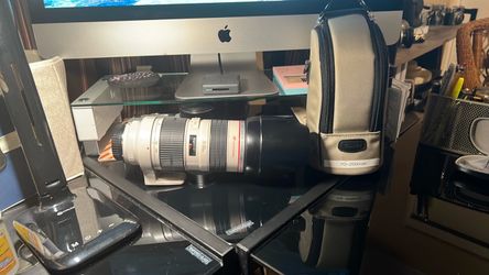 Canon 70-200mm f/2.8 ultrasonic lens