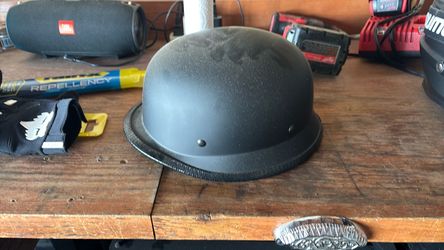 2 helments and gloves
