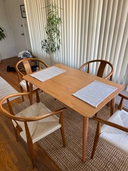 Dining Table and 4 Chairs
