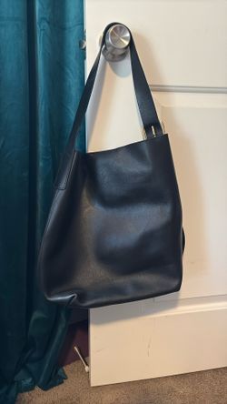 Maxwell Large Essential Tote Leather Bag