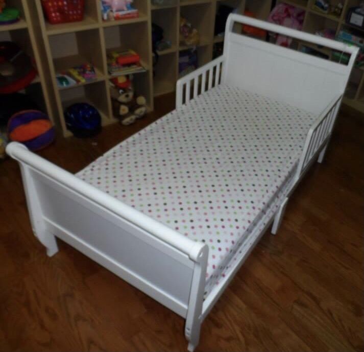 Wooden Toddler Bed With Mattress