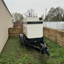 Generator Whisperwatt 45kw 