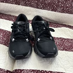 On Cloud W7.5.    New (No box)