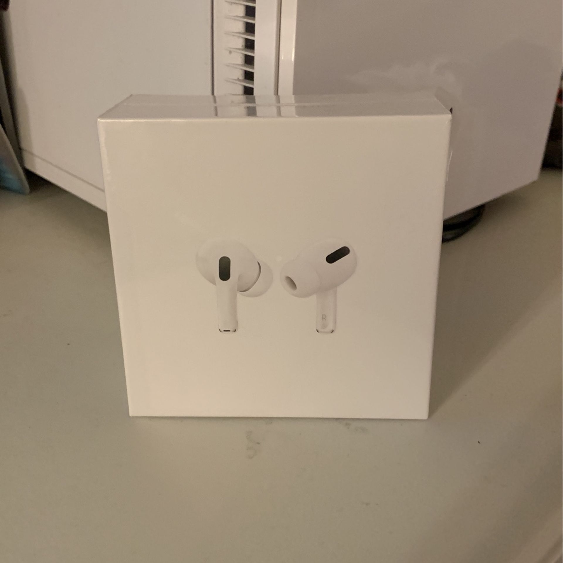 Authentic Apple AirPods Pro Wireless Charging Bluetooth Earbuds