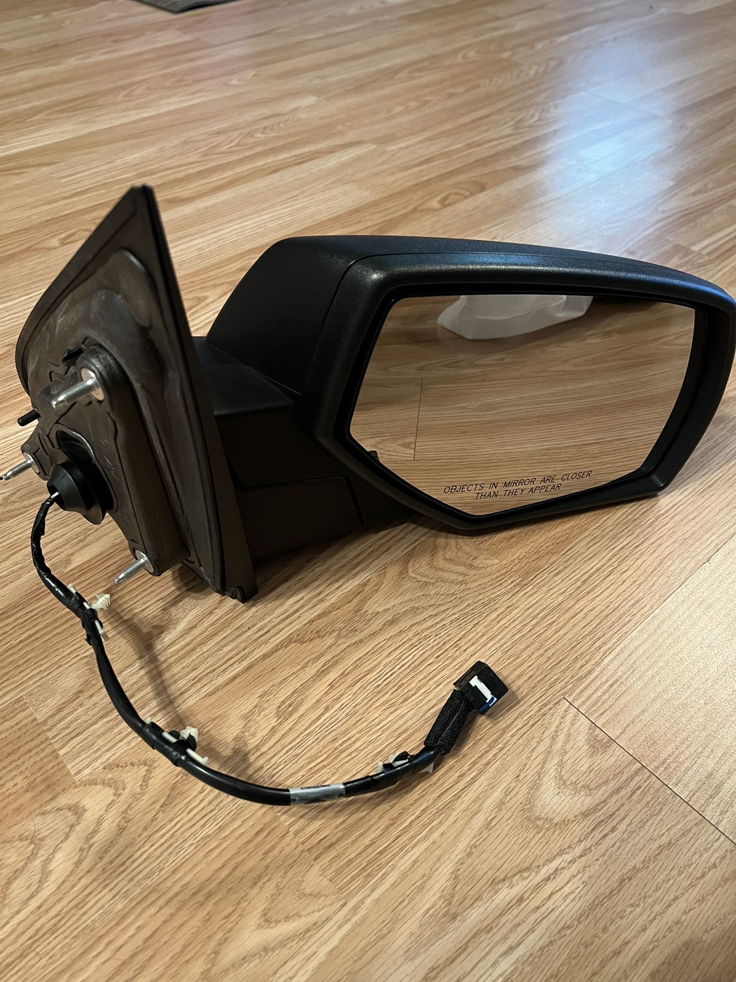 201418 Chevy Silverado Side Mirror for Sale in San Antonio, TX OfferUp