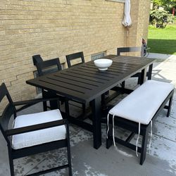Pottery Barn Malibu Extending Outdoor Table w/4 Chairs, Bench & Cushions