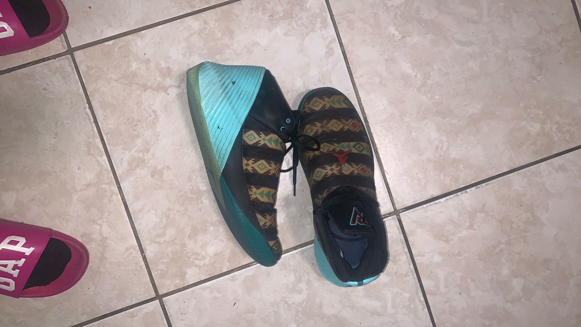 Shoes JordanMen Y Shoes Under Armour