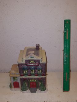 Firestation & light cord 1995 trim a home Christmas building
