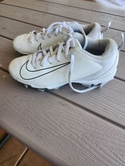 Football Cleats 5.5