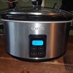 Cooks Slow Cooker- Like New