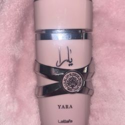 Lattafa Yara Sweet Floral & Vanilla Scent for Women