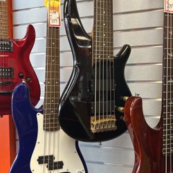 Ibanez Sr 506 six string base with case great condition bass guitar