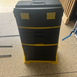 Portable Plastic Storage Bin