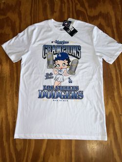 LA Dodgers Bella Doña Back To Back World Series Champions T-Shirt