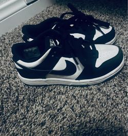 Kids Nike pandas 11c