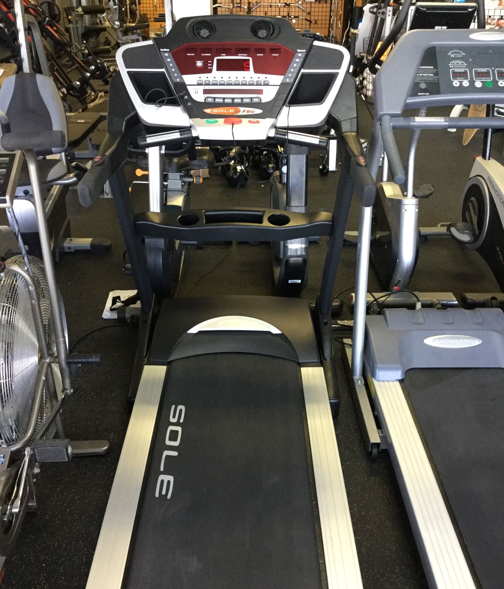 Sole F80 heavy duty folding treadmill for Sale in Phoenix, AZ OfferUp
