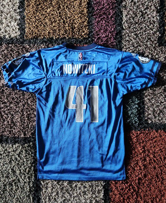 Dirk Nowitzki 2008 West All Star Game Jersey for Sale in Plano, TX - OfferUp